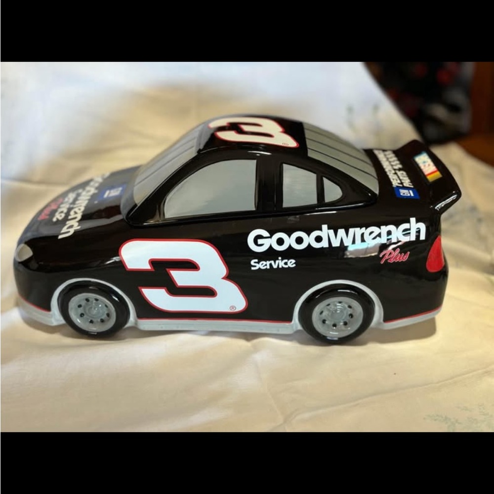 Nascar Black and Red Food Storage Container